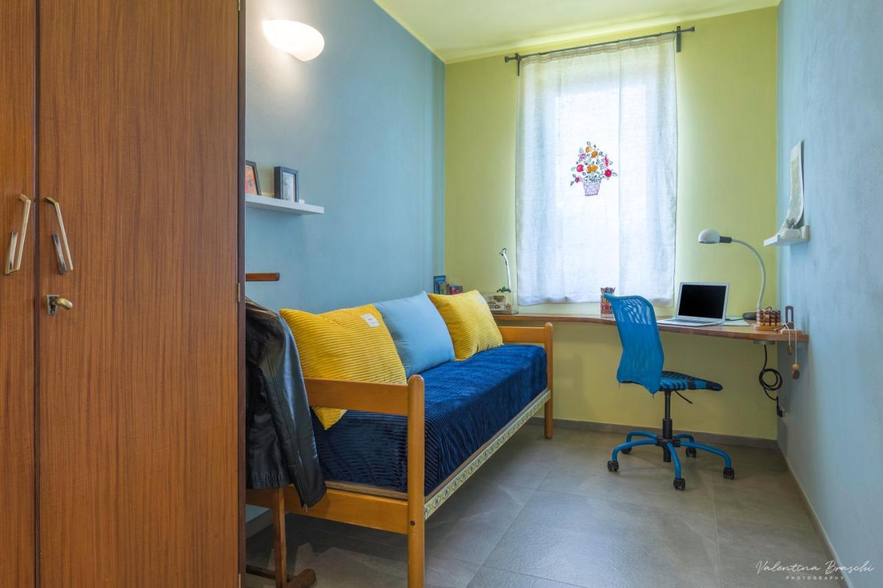 Draisina Bike Apartments Uno Oleggio Castello Exterior foto